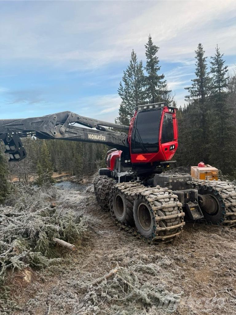 Komatsu 931 XC Harvester