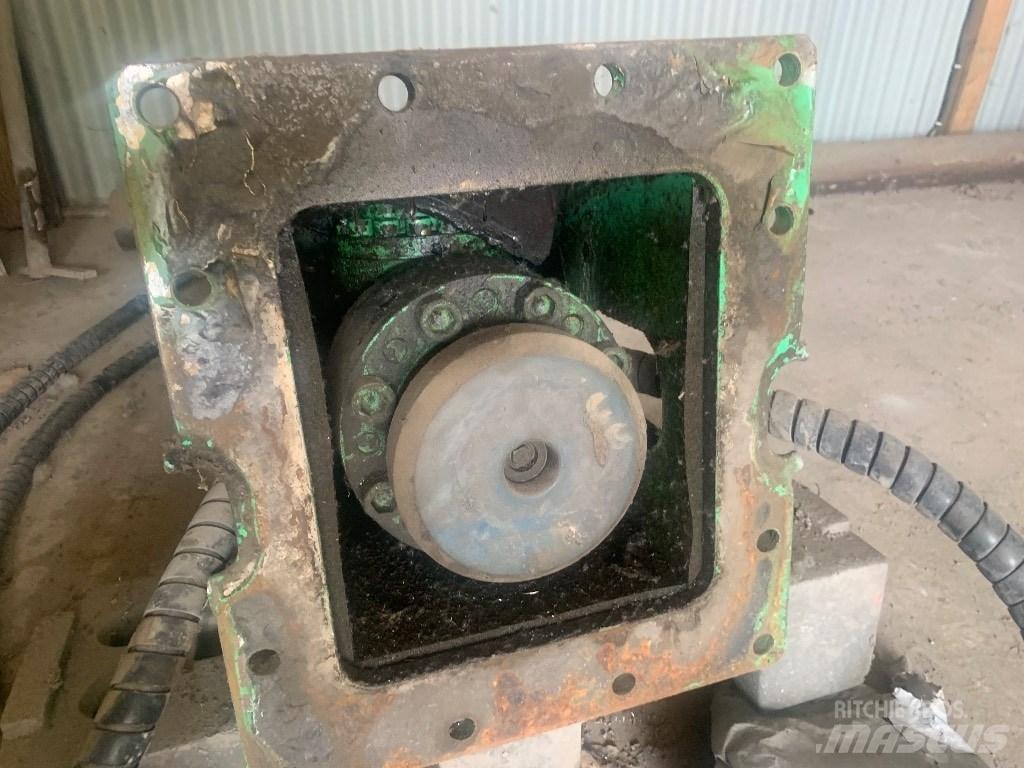 Montabert sms 140 Hammer / Brecher