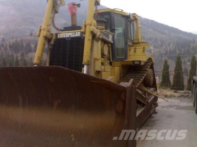 CAT D8R Bulldozer