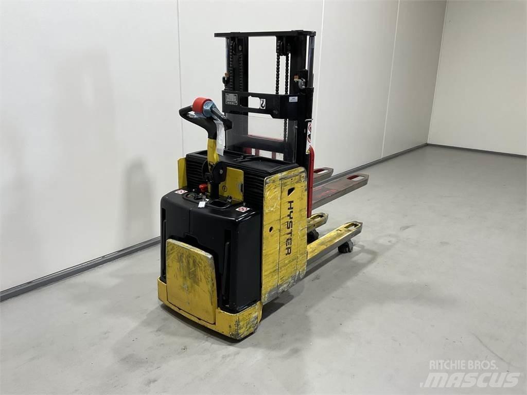 Hyster P2.0SD-17 Selbstfahrstapler