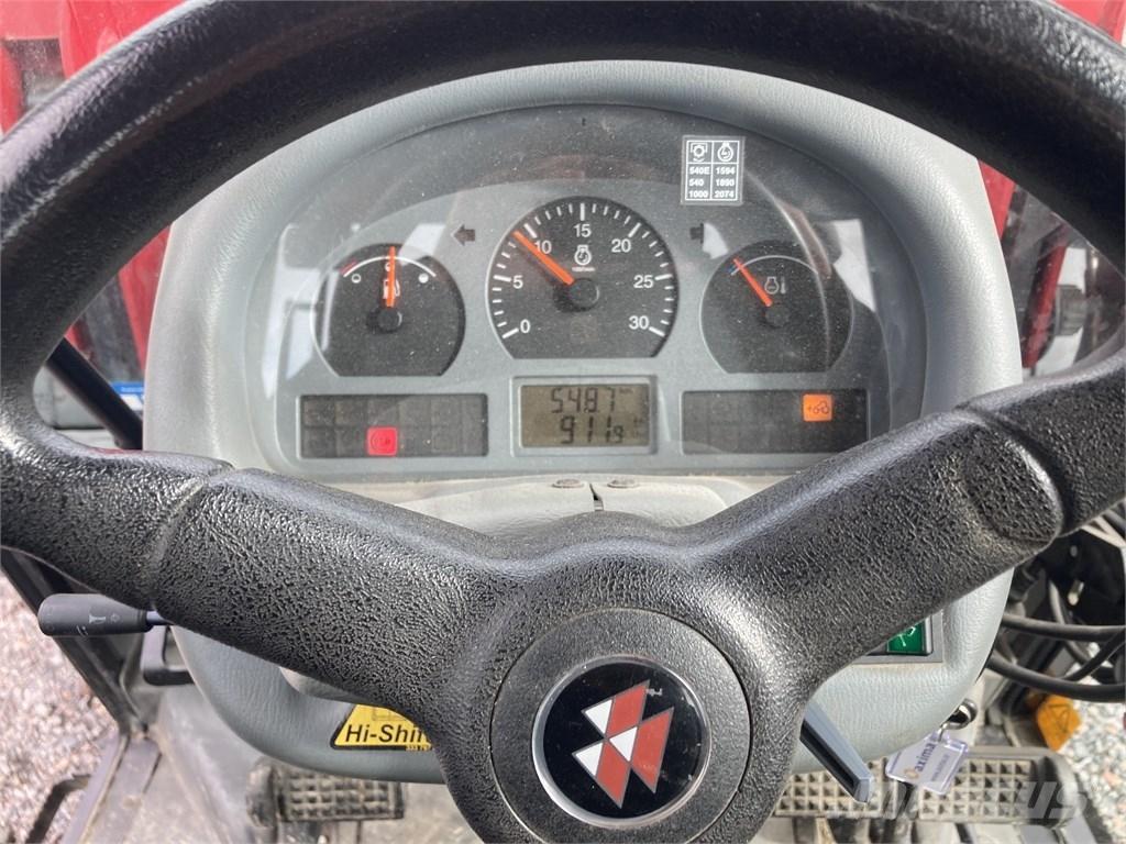 Massey Ferguson 4435 Traktoren
