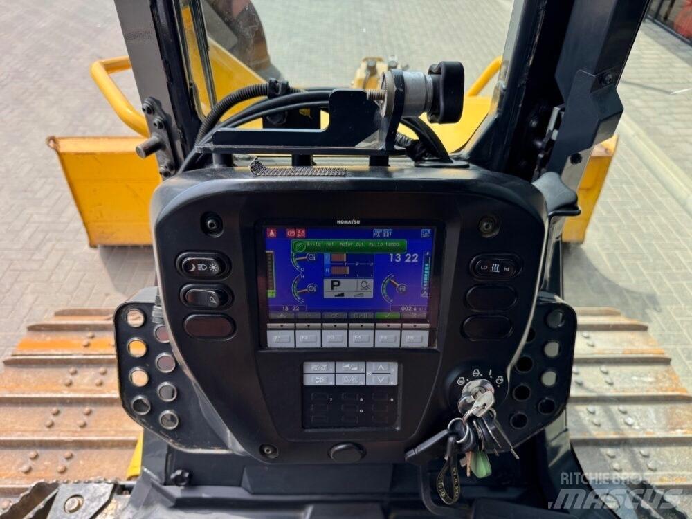 Komatsu D37PXi-24 Bulldozer