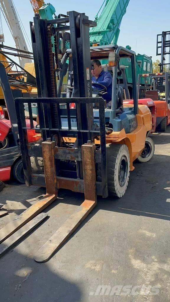 Toyota 5 ton Dieselstapler