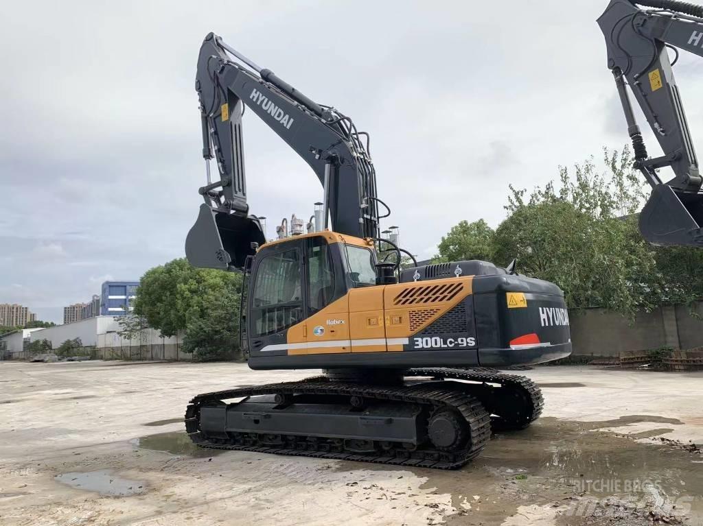 Hyundai R300LC-9S Midibagger  7t - 12t