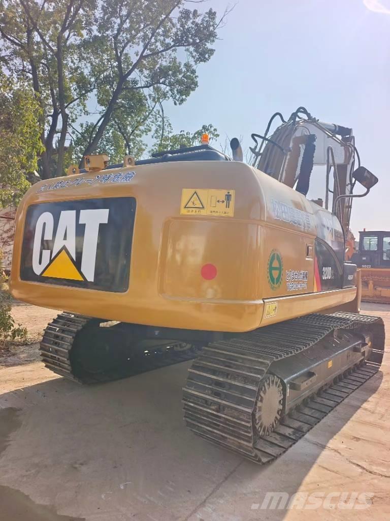 CAT 320 D2L Raupenbagger