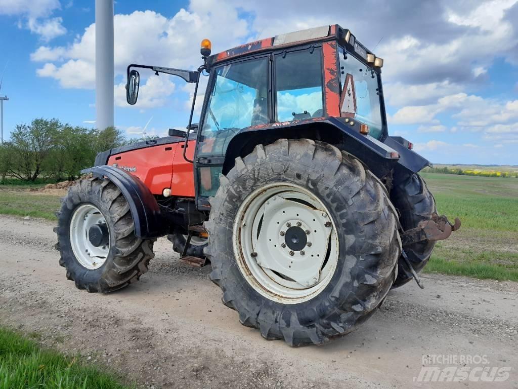 Valmet 8450 Traktoren