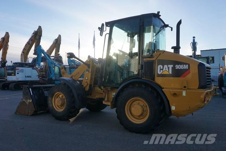 CAT 906M Radlader