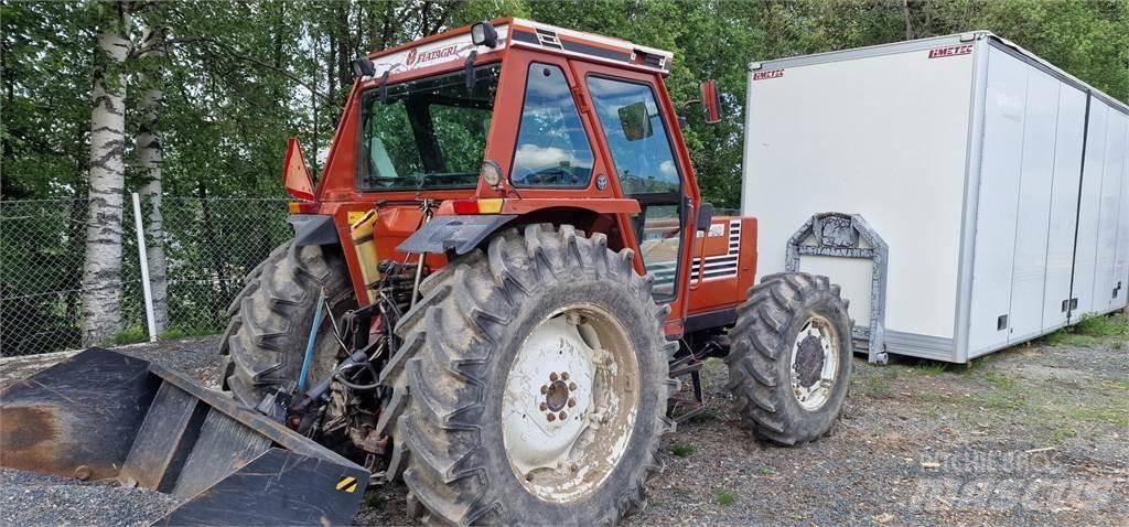 Fiat DT 90-90 Traktoren
