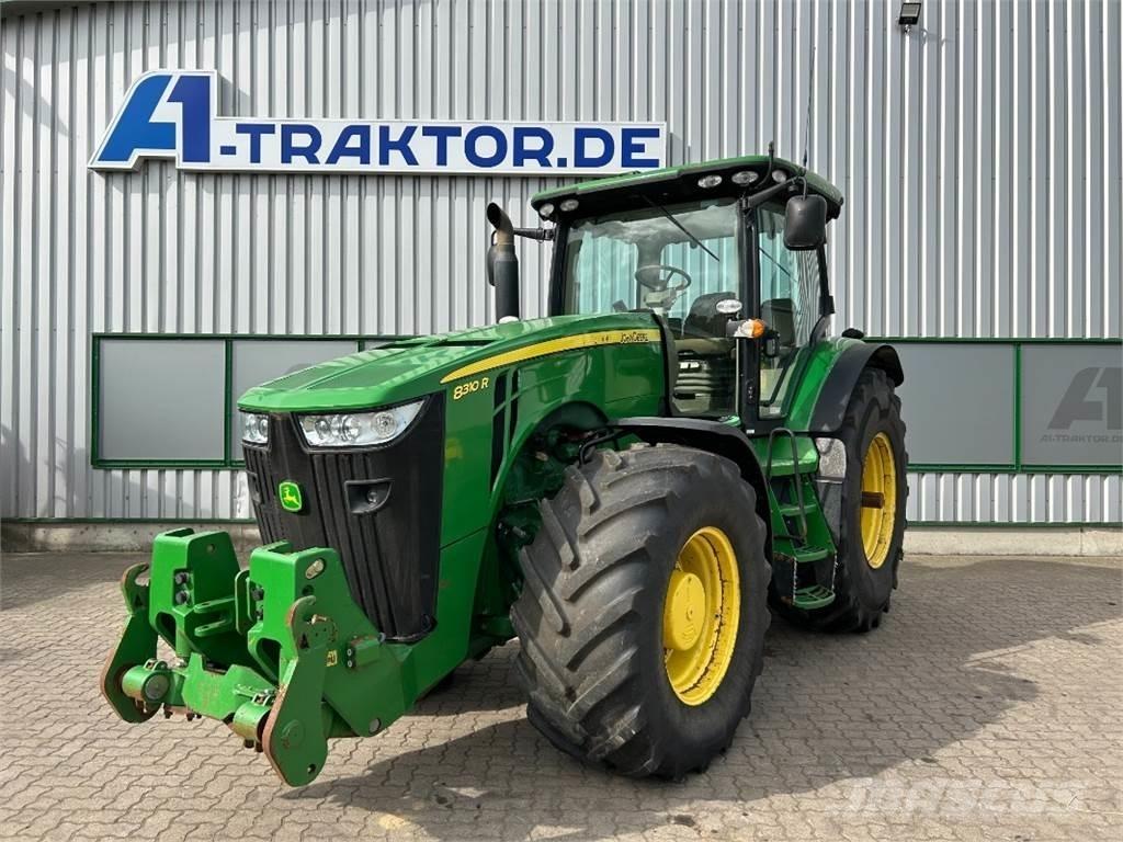John Deere 8310R Traktoren