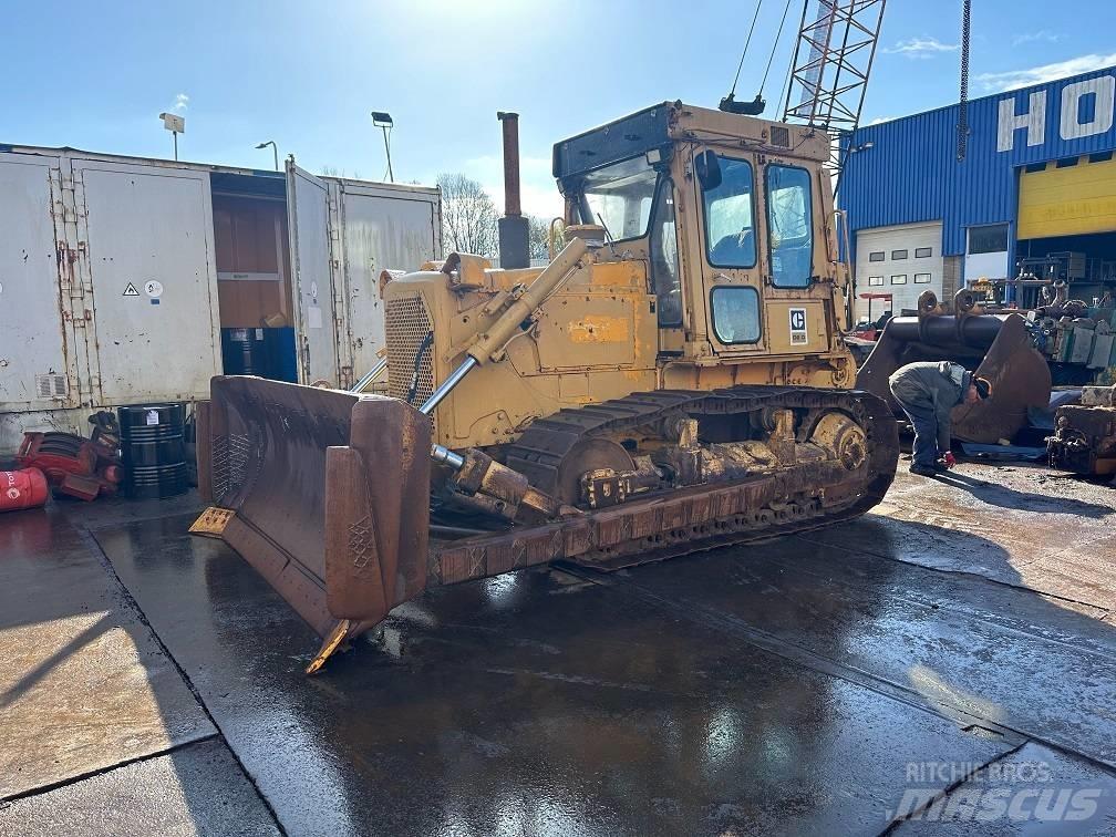 CAT D6D with winch Bulldozer