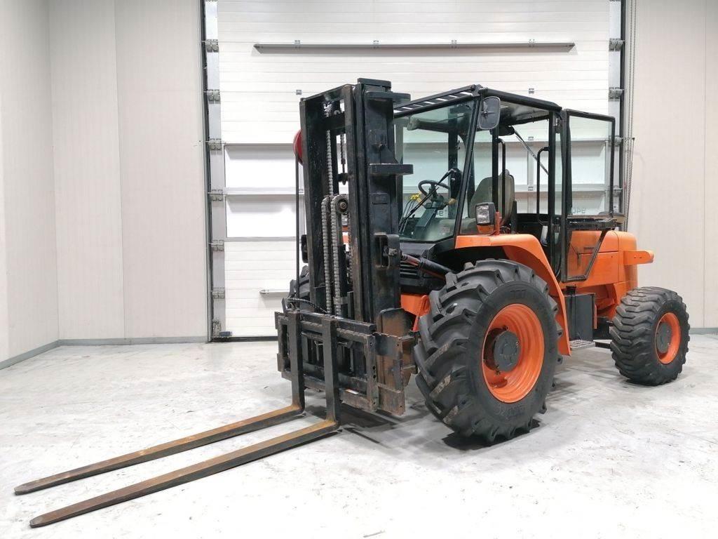 JCB 940 Geländestapler