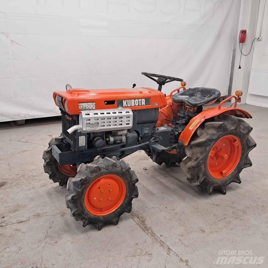Kubota B 7000 Traktoren