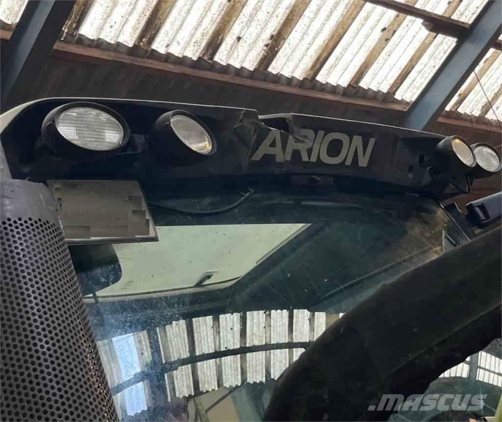 CLAAS Arion 420 Traktoren
