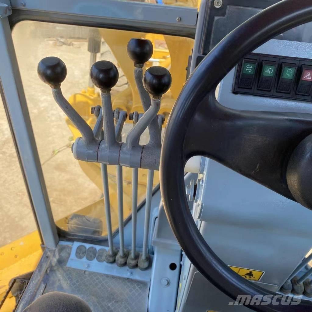 CAT 140 K Grader