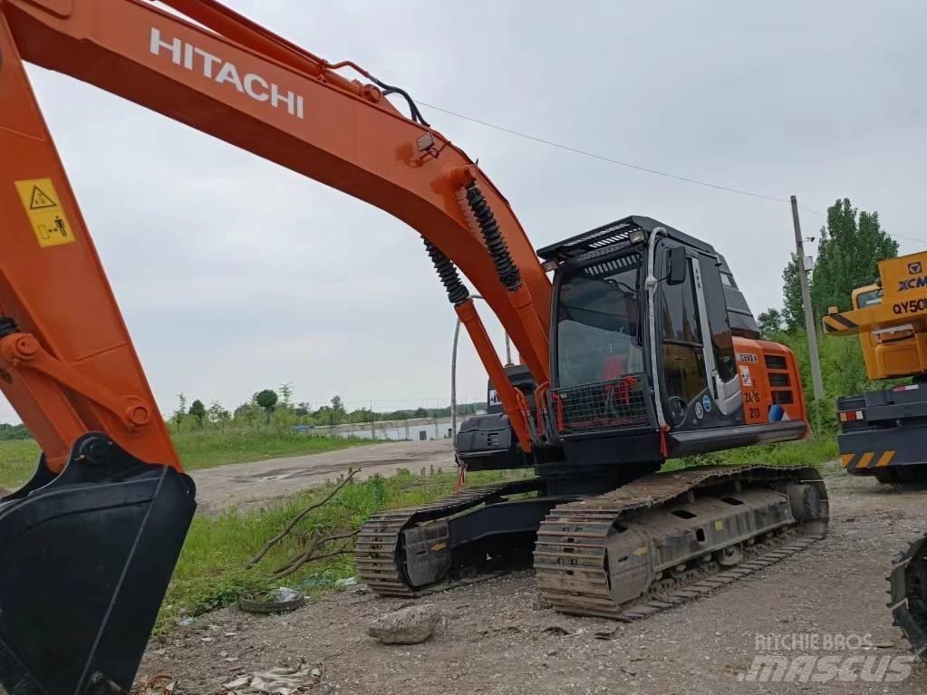 Hitachi ZX210 Raupenbagger