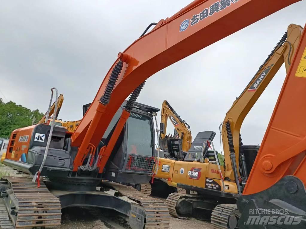 Hitachi ZX210 Raupenbagger