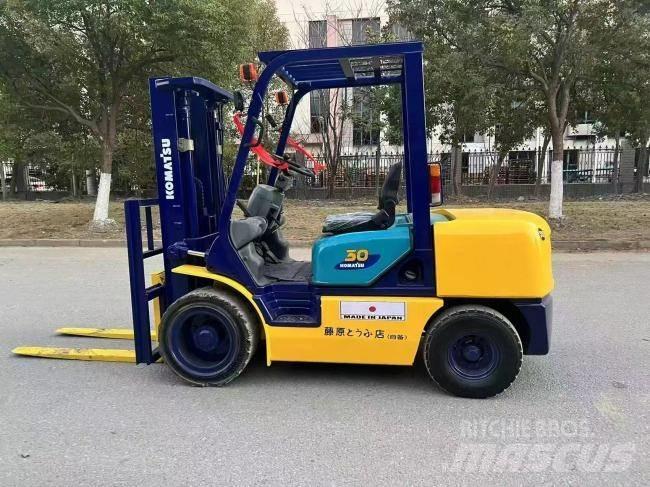 Komatsu FD 30 T-14 Dieselstapler