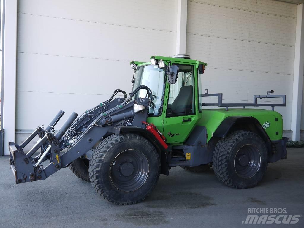 LM Trac 686 Radlader
