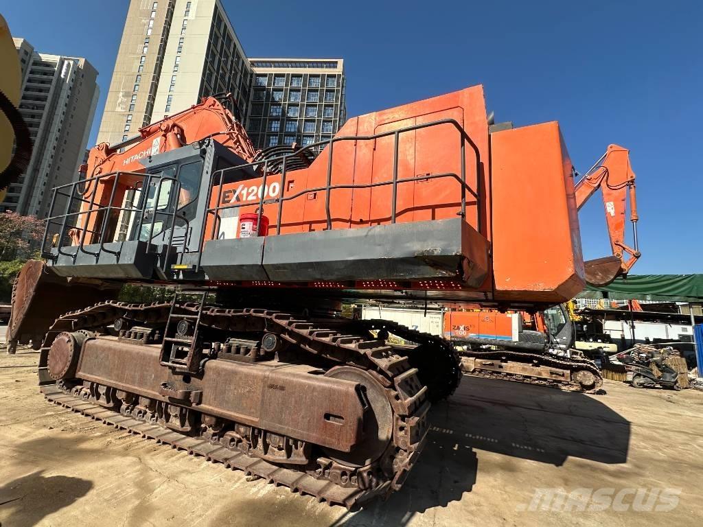 Hitachi EX 1200 Raupenbagger