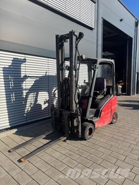 Linde H18D Triplex Dieselstapler