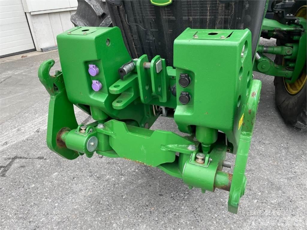 John Deere 8270R Traktoren