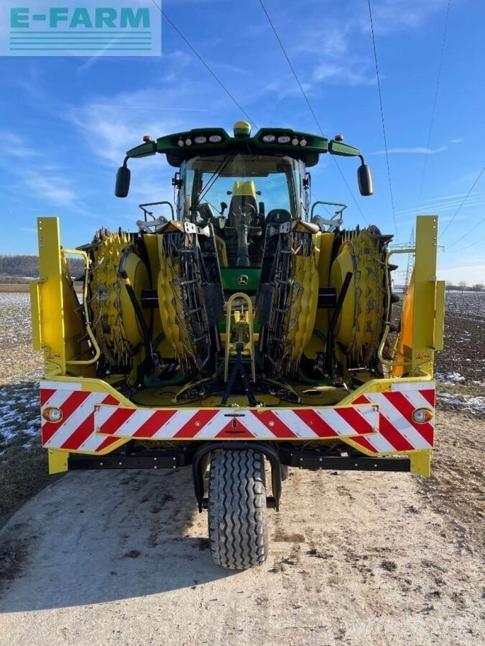 John Deere 8700i Selbstfahrende Häcksler