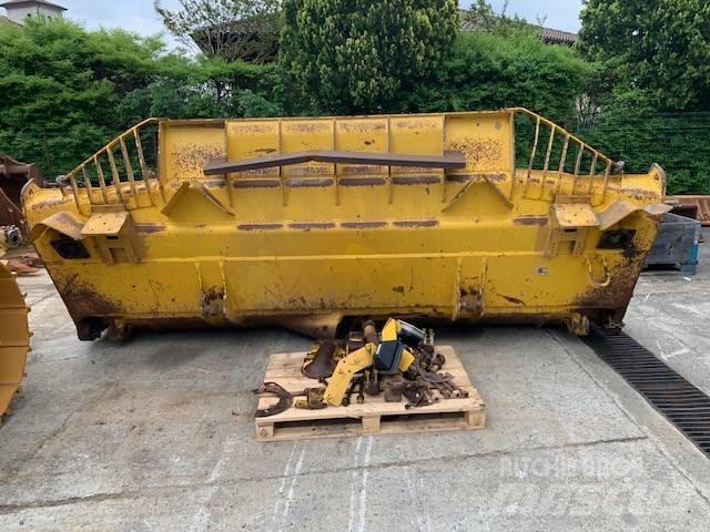 Komatsu D 155 AXI-8 Bulldozer