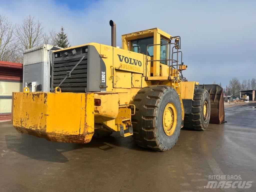 Volvo L 330 E Radlader