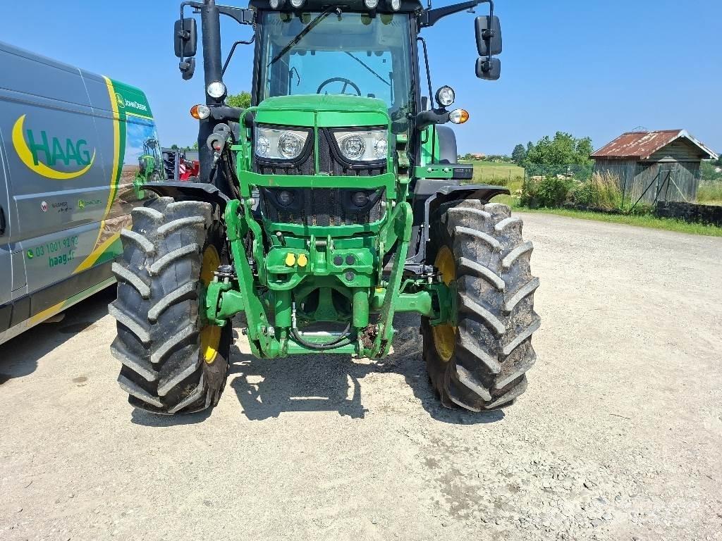 John Deere 6110M Traktoren