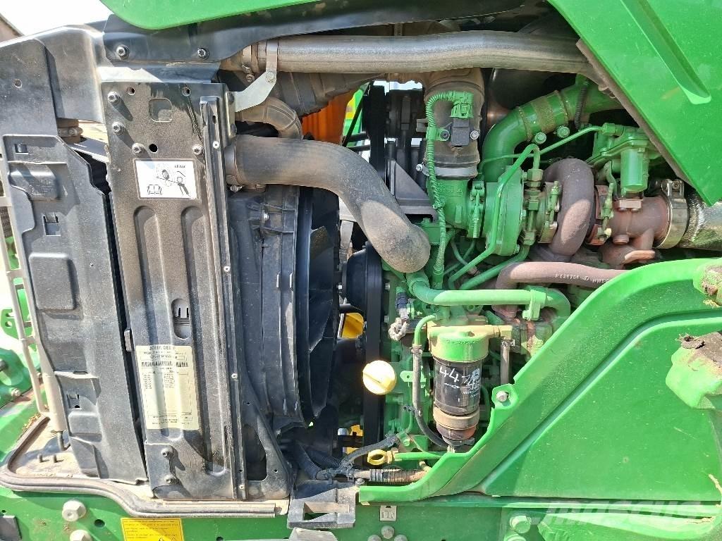 John Deere 6110M Traktoren