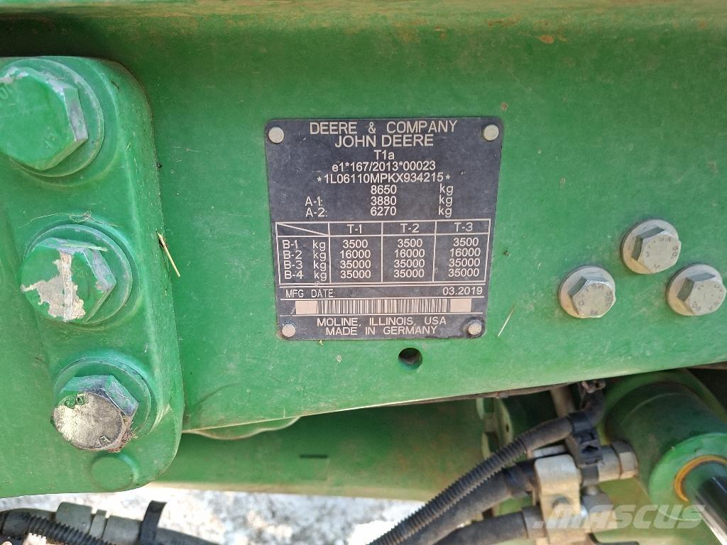 John Deere 6110M Traktoren