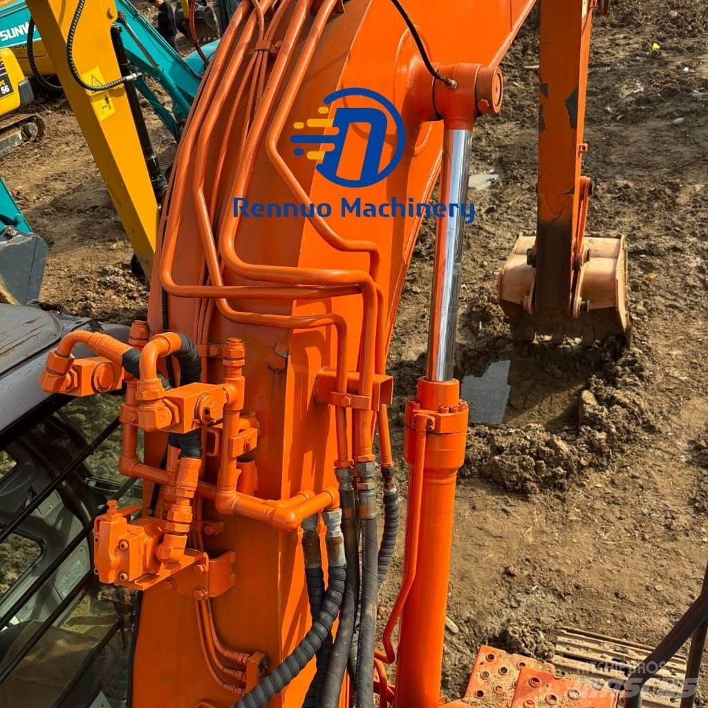 Hitachi ZX 135 US Raupenbagger
