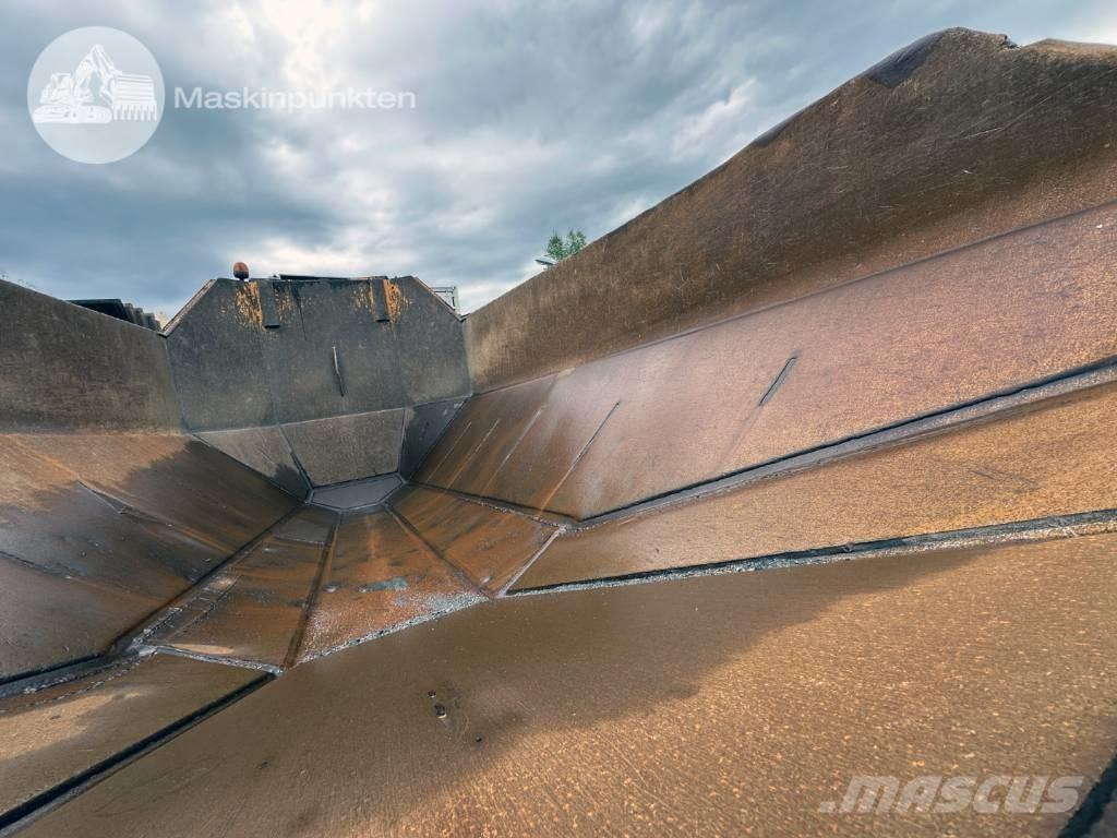 Moxy MT 25 Dumper - Knickgelenk