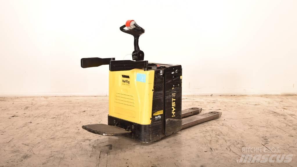 Hyster P 2.0 S Gabelstapler mit Fahrerstand