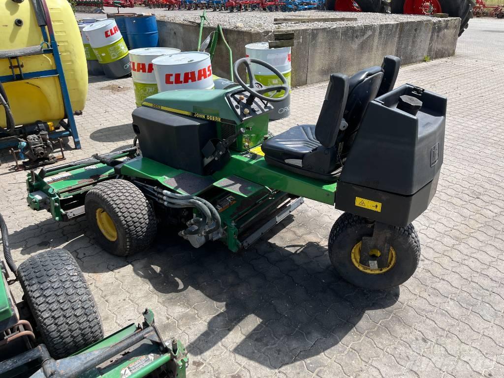 John Deere 2653 Reitermäher