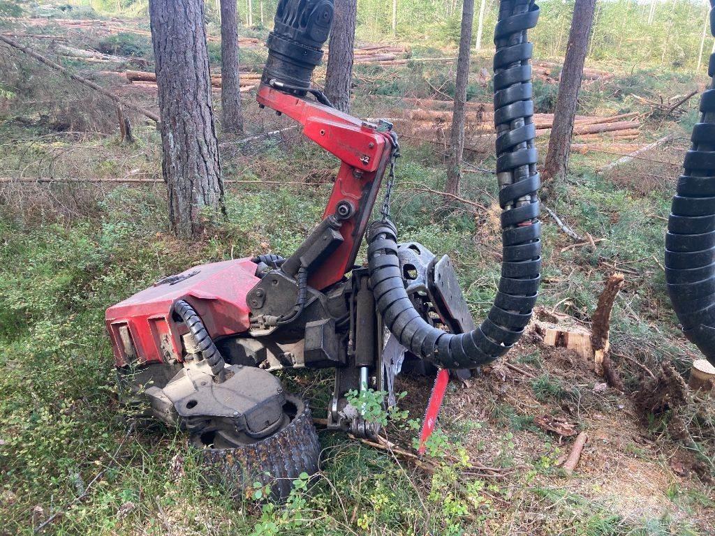 Komatsu 951 Harvester