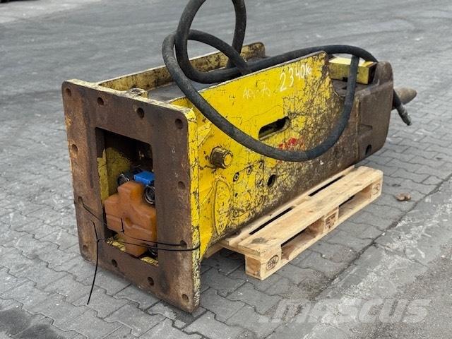 Soosan 121 Breaker Hammer / Brecher
