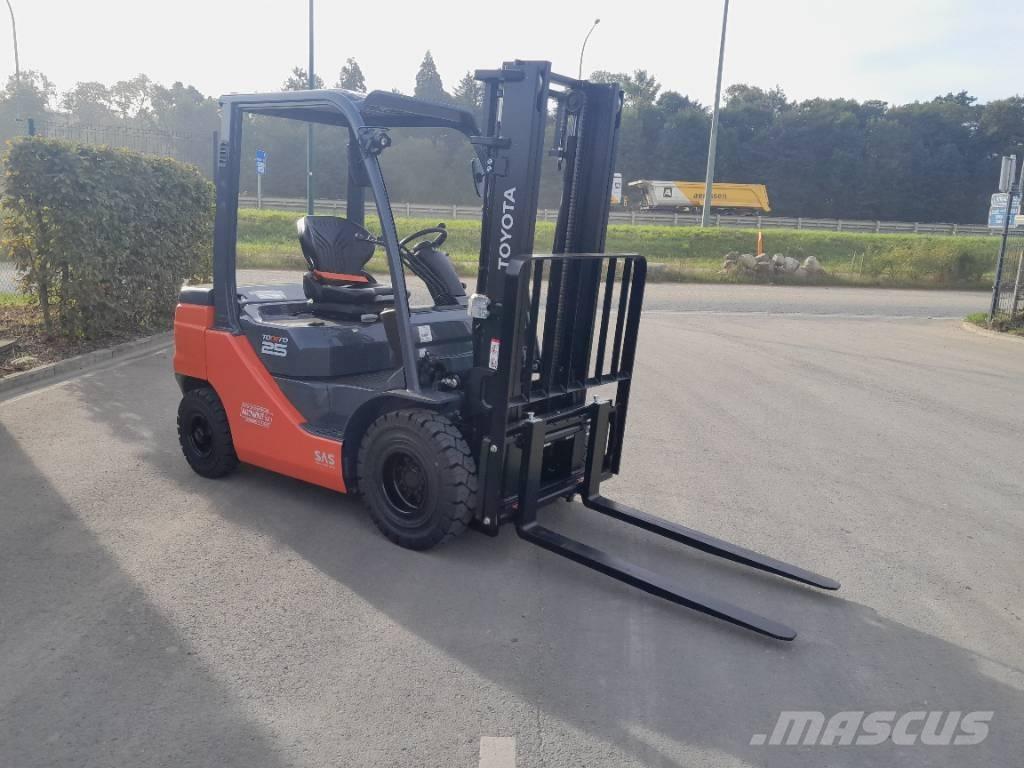 Toyota 52-8 FDF 25 Dieselstapler