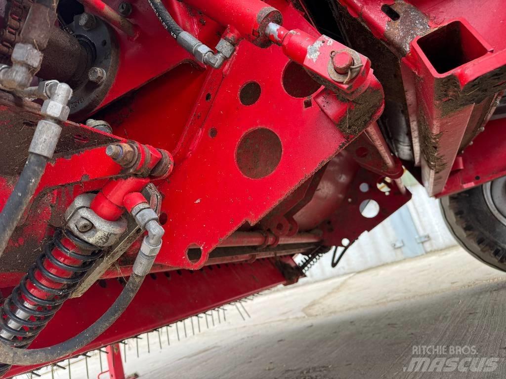 Lely Welger RP445 Rundballenpressen