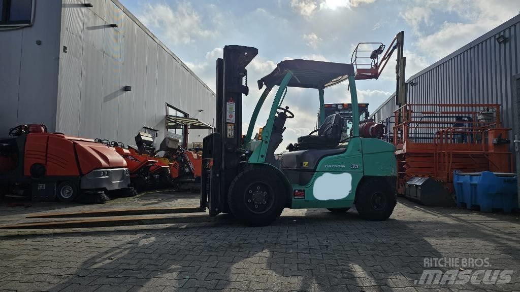 Mitsubishi FG 35 N Gasstapler