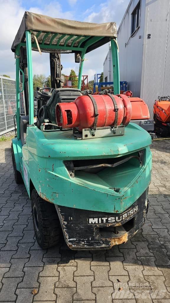 Mitsubishi FG 35 N Gasstapler