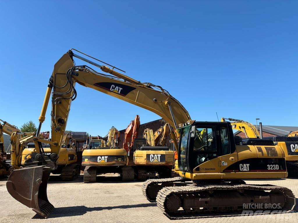 CAT 323 D L Raupenbagger