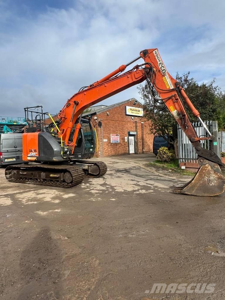 Hitachi ZX 135 US Raupenbagger