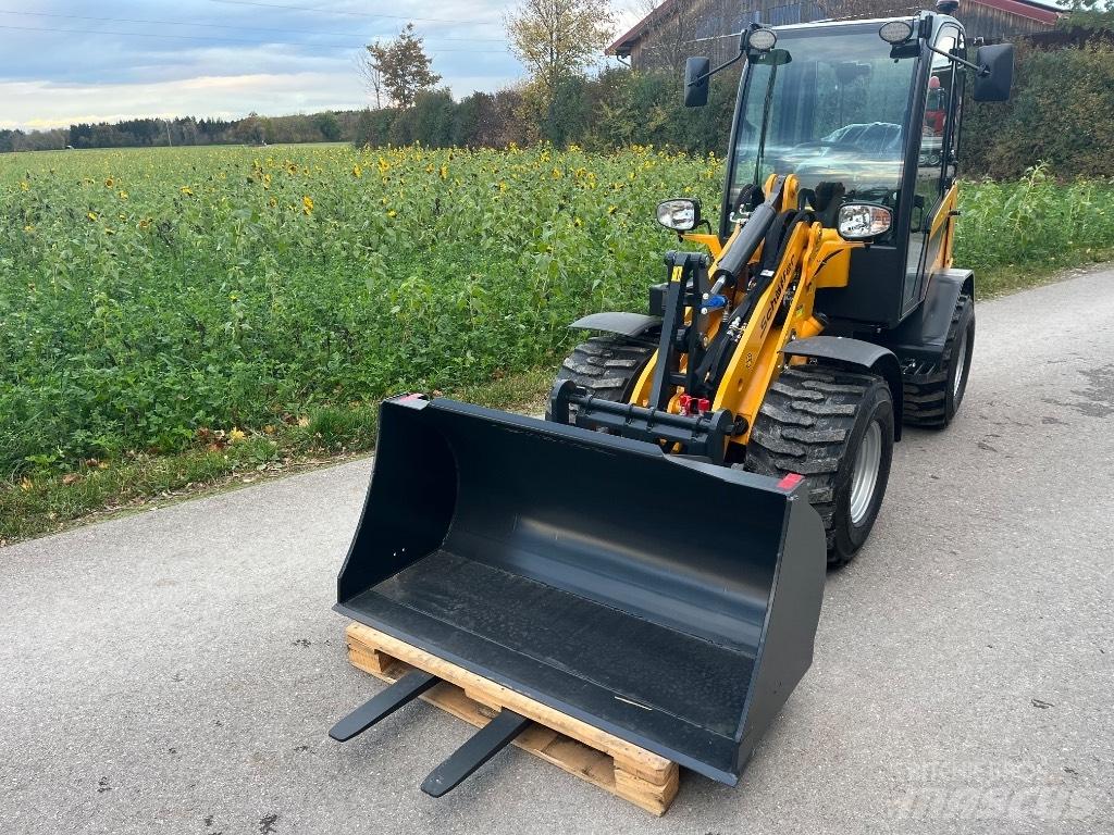 Schäffer 2445S Kompaktlader