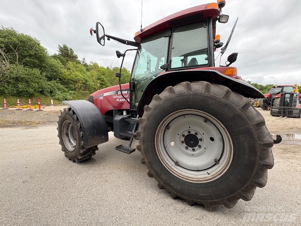 Case IH MXM 155 Pro Traktoren