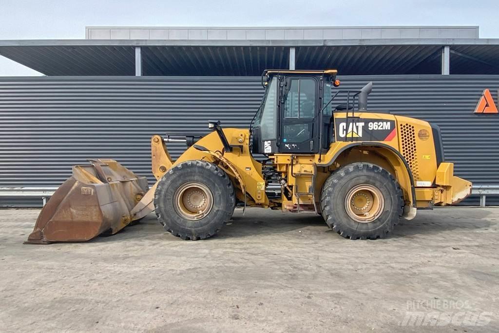 CAT 962M Radlader