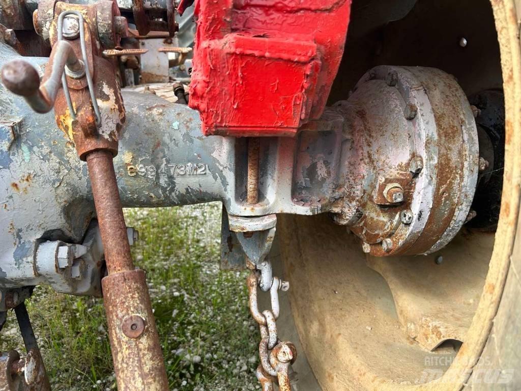 Massey Ferguson 165 Traktoren