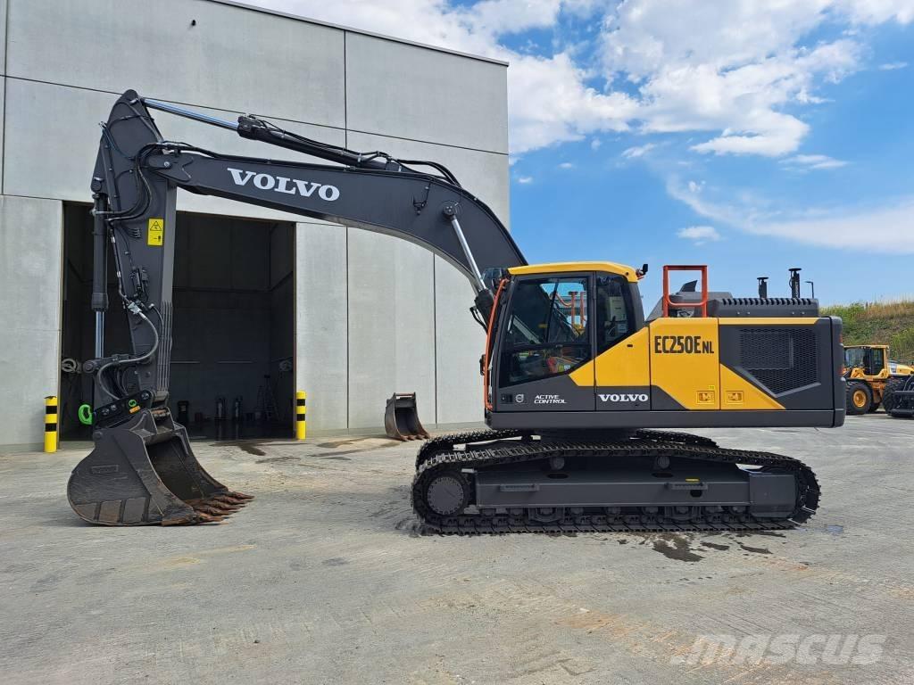 Volvo EC250ENL Raupenbagger