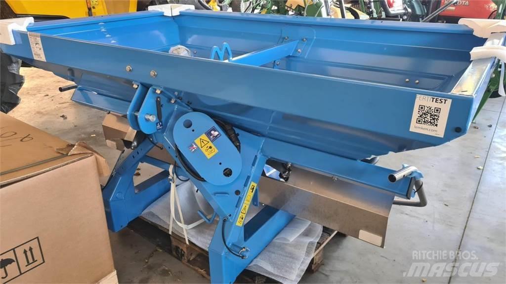 Lemken SPICA 8/900 Mineraldüngerstreuer