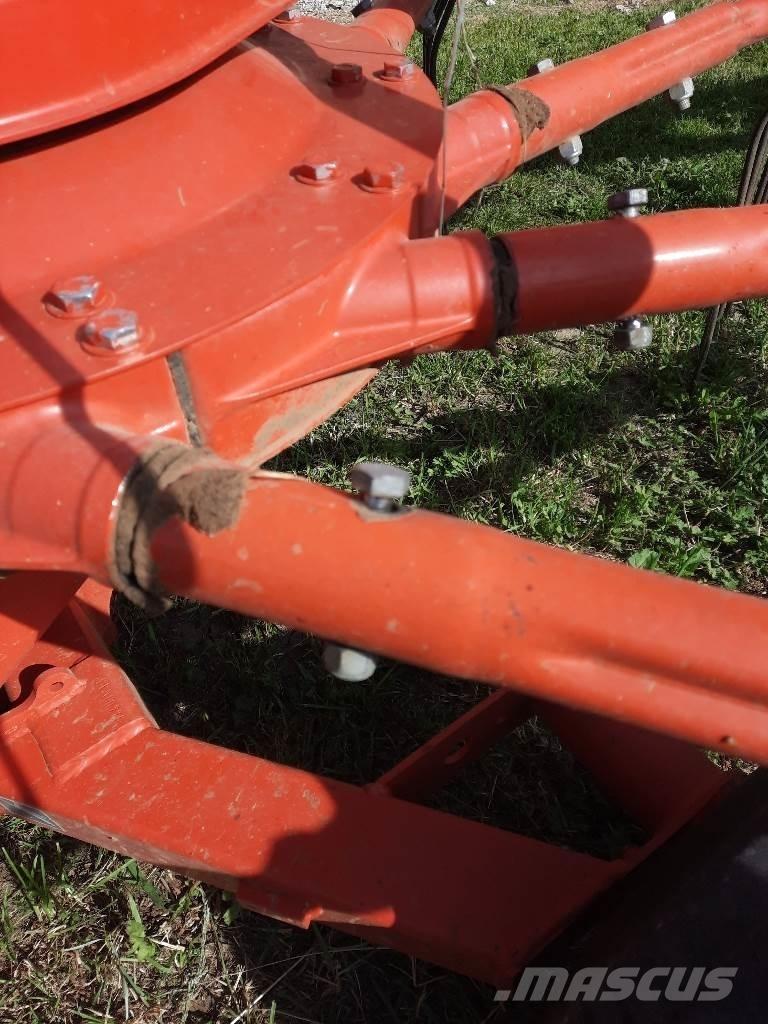Kuhn GA6632 Schwader